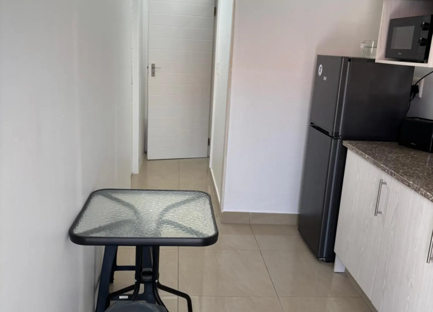 First Avenue Fully Halaal Apartment - Granny Flat Cape Town 0*,  South Africa