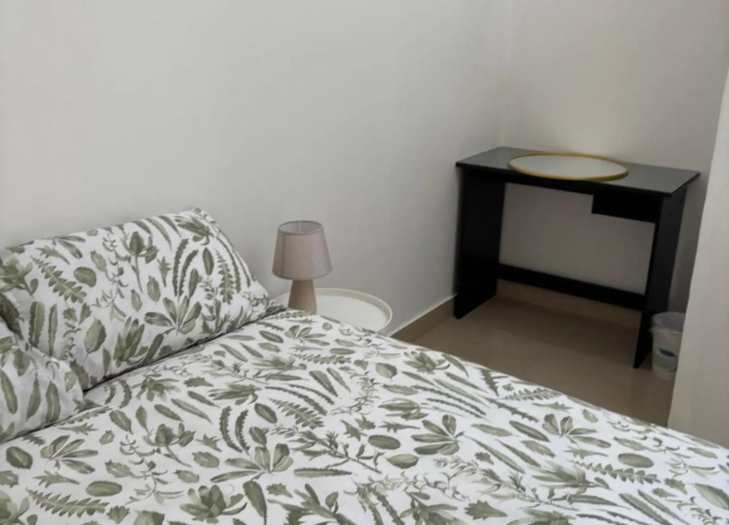 First Avenue Fully Halaal Apartment - Granny Flat Cape Town